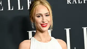 Мария Бакалова се върна у дома, за да подкрепи протестите