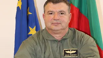 Поздрав за студентския празник от началника на ВВВУ „Георги Бенковски“, бриг. генерал Юлиян Радойски