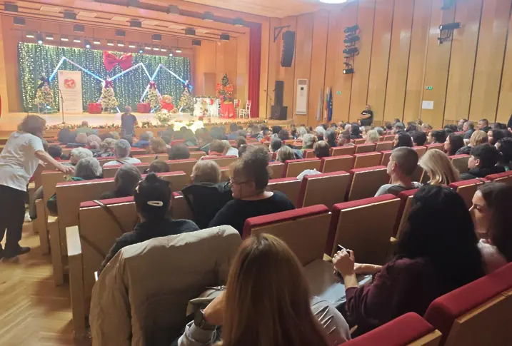 Дневният център за пълнолетни лица с увреждания в Плевен с концерт и благотворителни инициативи за оборудване на сензорна стая 