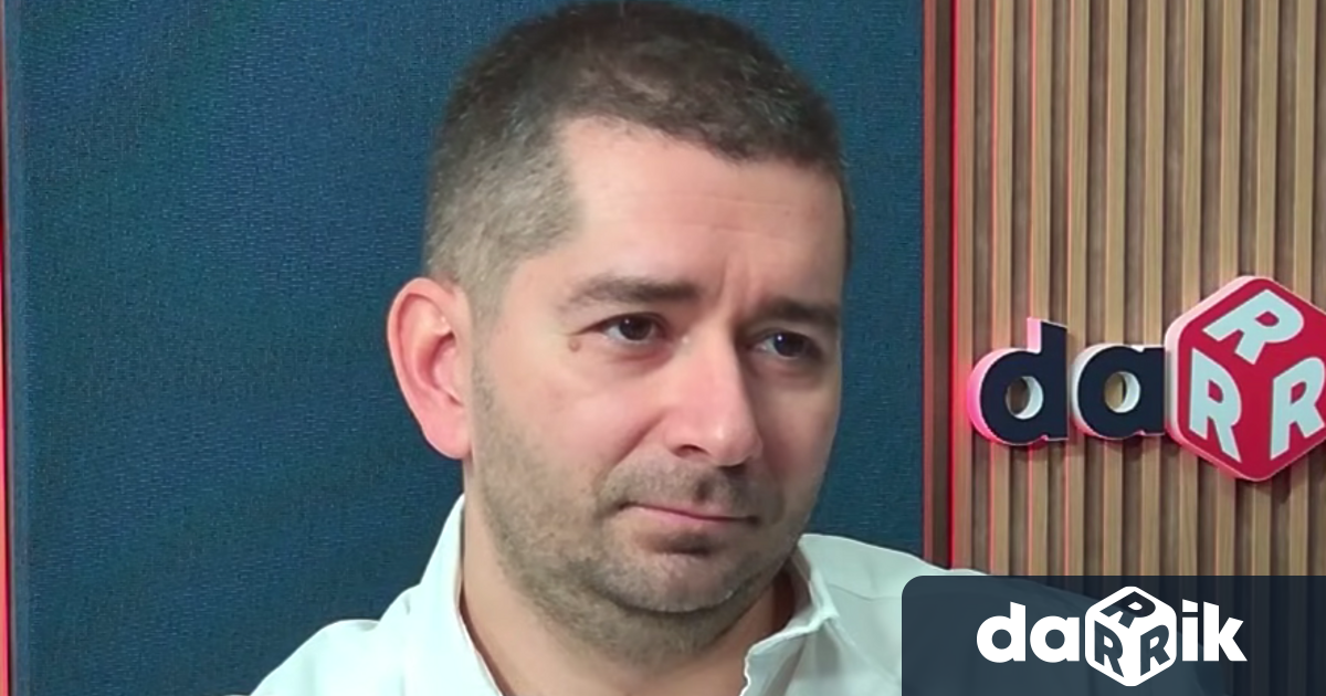 Политологът Слави Василев бе специален гост в Седмицата на Дарик