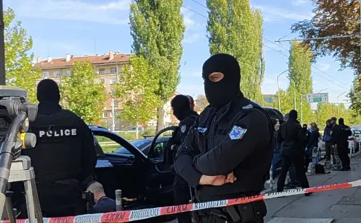 Полицейският отряд „Кобра“ с акция срещу финансирането на протестите