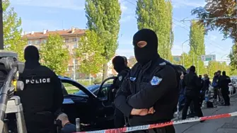 Полицейският отряд „Кобра“ с акция в заложни къщи в София 