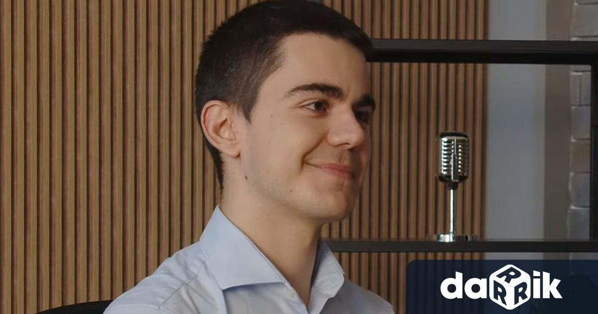 Създателят на Активни политики Асен Лазаров бе специален гост в