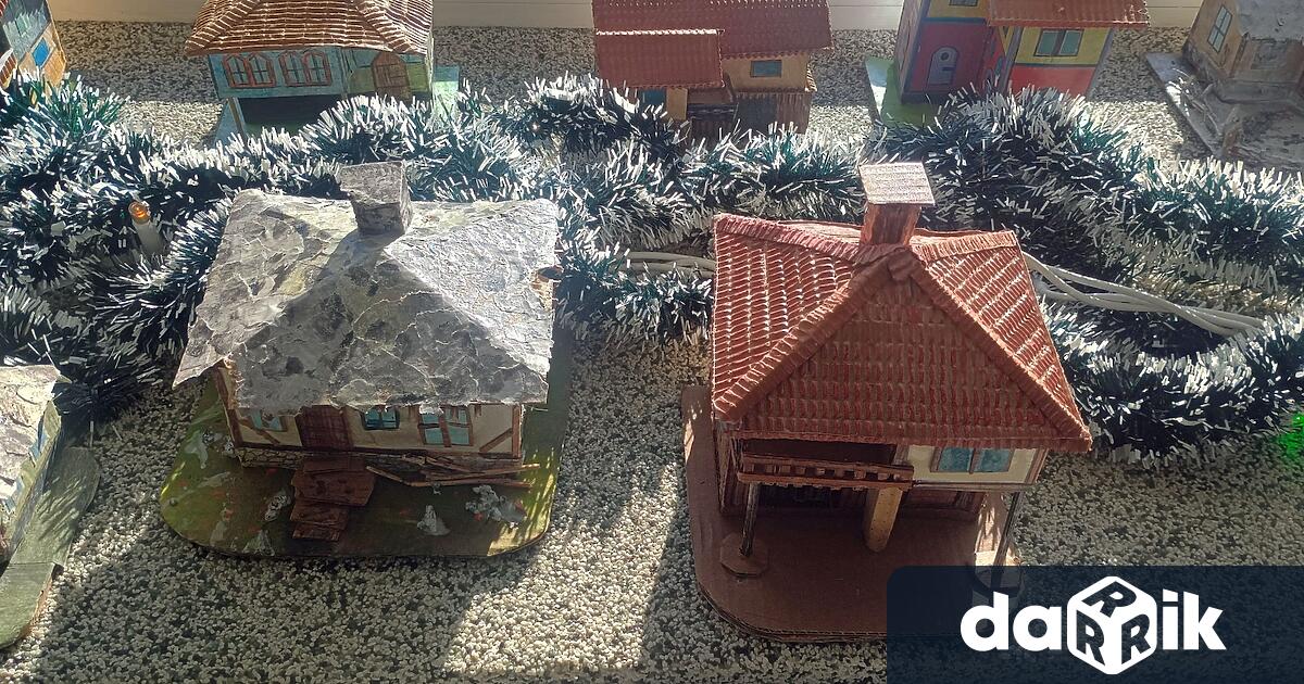 В навечерието на Рождество Христово Йото Йотов подреди в Община