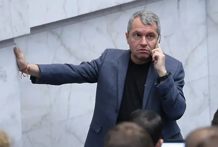 Тошко Йорданов: Няма за какво да се сърдя на Борисов, нито пък на мемета