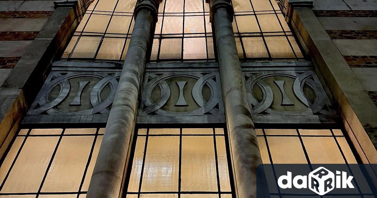 Началото по традиция е с изгряването на първите звезди Осемдневният