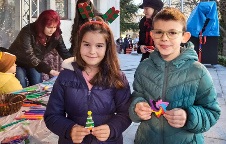 Предпразнични емоции подари Коледари в Севлиево и този уикенд