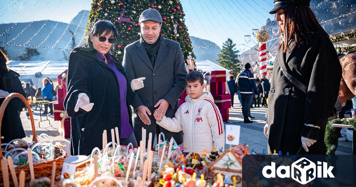 С много настроение аромат на домашни специалитети и забавни игри