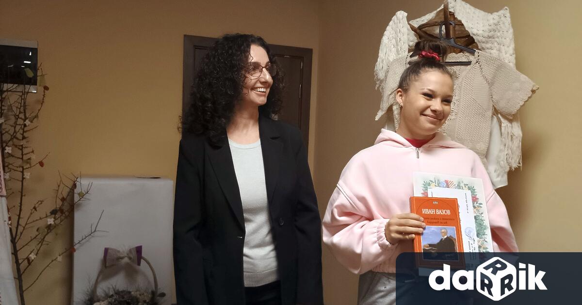 За пета поредна година дни преди Рождество Христово Библиотеката към