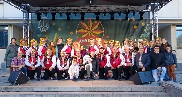 Предпразнични емоции подари Коледари в Севлиево и този уикенд