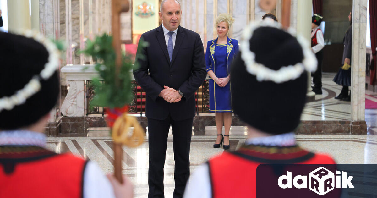 В навечерието на коледните и новогодишните празници деца от 5