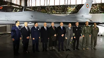 Представиха първите 8 самолета F-16 Block 70 (СНИМКИ)