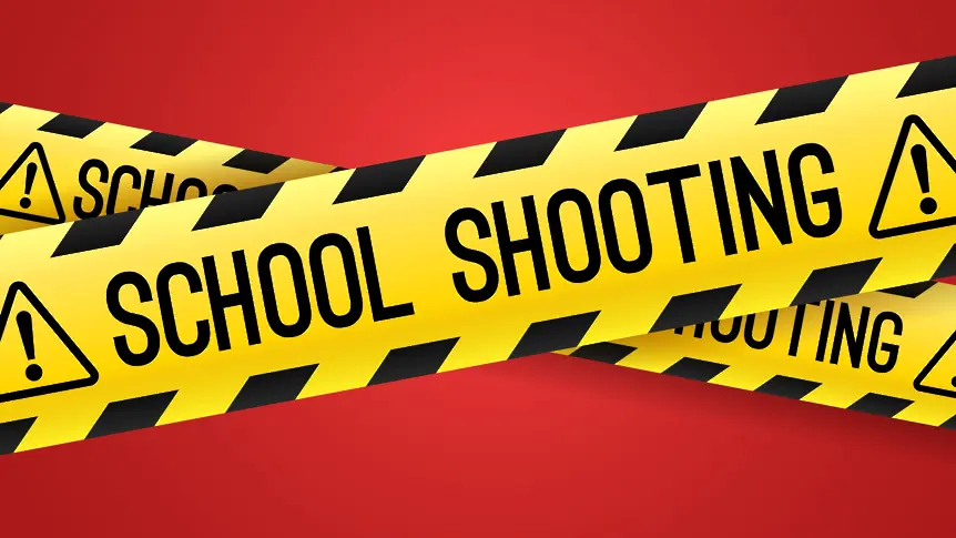 Стрелба в университет в САЩ, извършителят все още не е заловен