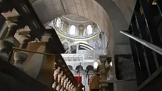 Църквата чества Свети Модест - патриарх Йерусалимски