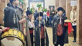 Добри гости коледари в Община Плевен