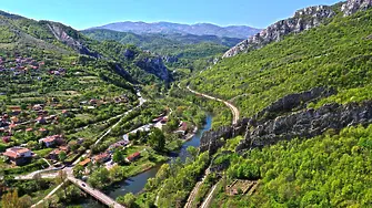  Община Мездра се включи в проекта „Архитектурните забележителности на България“ 