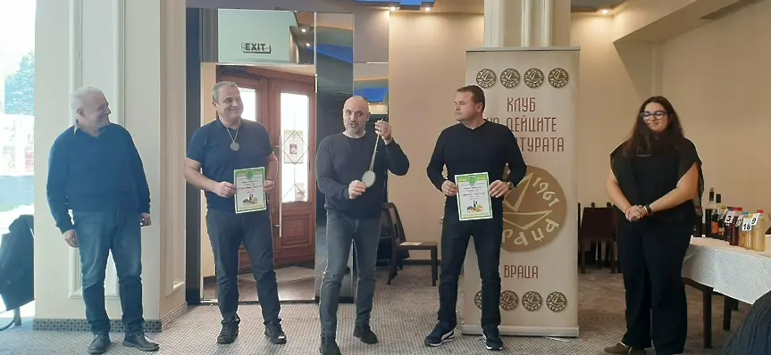 В КДК Враца  дегустираха  млади вина от реколта 2025 