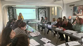Фатме Мустафова участва в кръгла маса за превенция на ранните бракове и раждания 