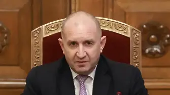 Последен кръг от консултации - в петък президентът приема „Величие“