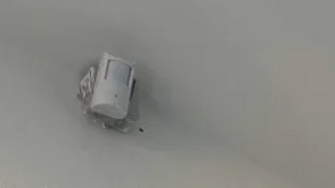 Експерти проверяват записите от иззетите камери в тоалетните на 138. училище в София