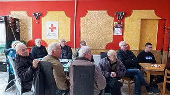 Среща между поколенията и дарителска акция върна духа на Коледа в Сухиндол