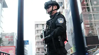 Полските власти задържаха младеж, подготвял атентат на коледен базар