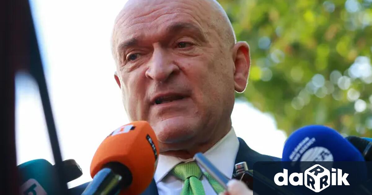 През 2025 г съставът на администрацията в Сметната палата е