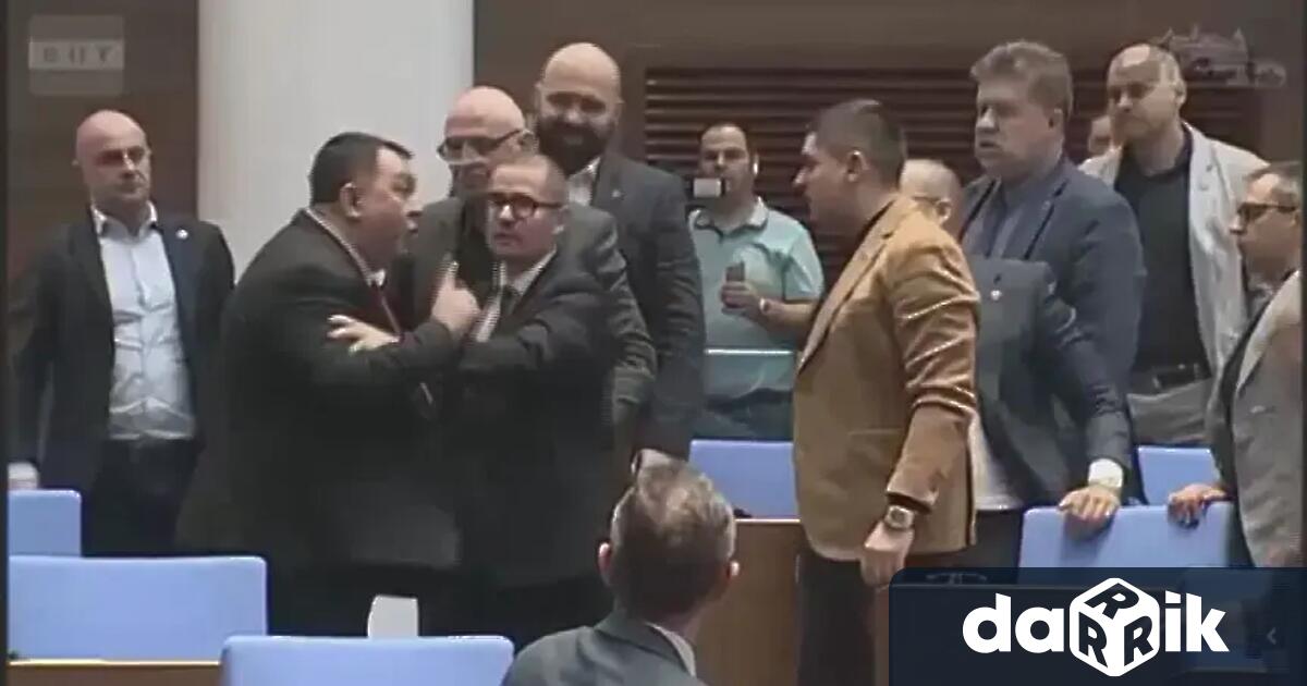 От днес депутатите са във ваканция до 10 януари Следващото