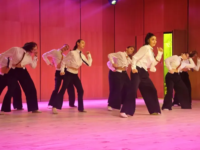  Обявиха премиите от Общинския конкурс „ Моето коледно обръщение “ на Центъра за работа с деца в Плевен 