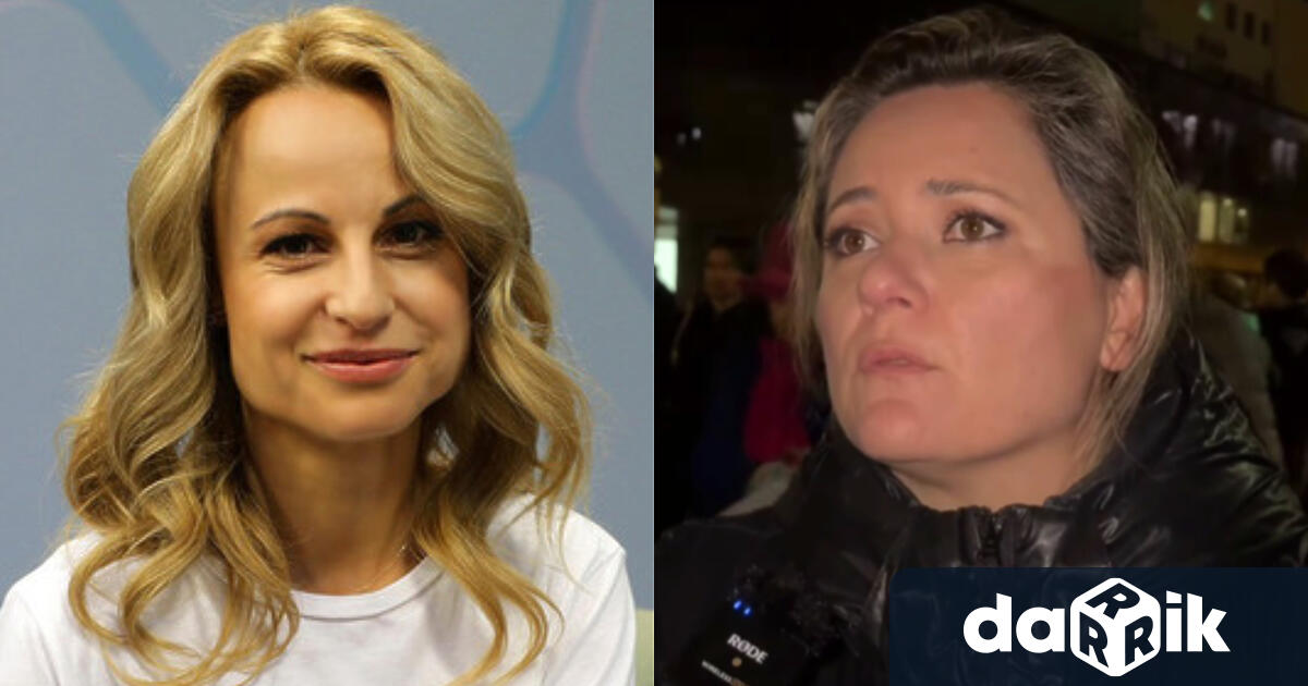 Журналистът Лора Крумова говори по време на протеста под мотото