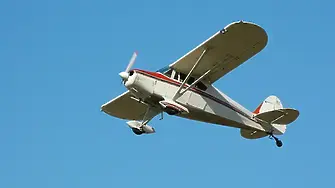 Самолет се разби край плажа Копакабана, пилотът загина