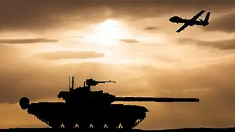 Взривове отекват в Одеса в резултат на атака с дронове, съобщи областният управител