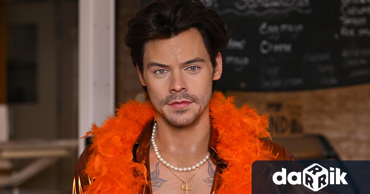 Холивудската актриса Зоуи Кравиц отново предизвика слухове за годеж с