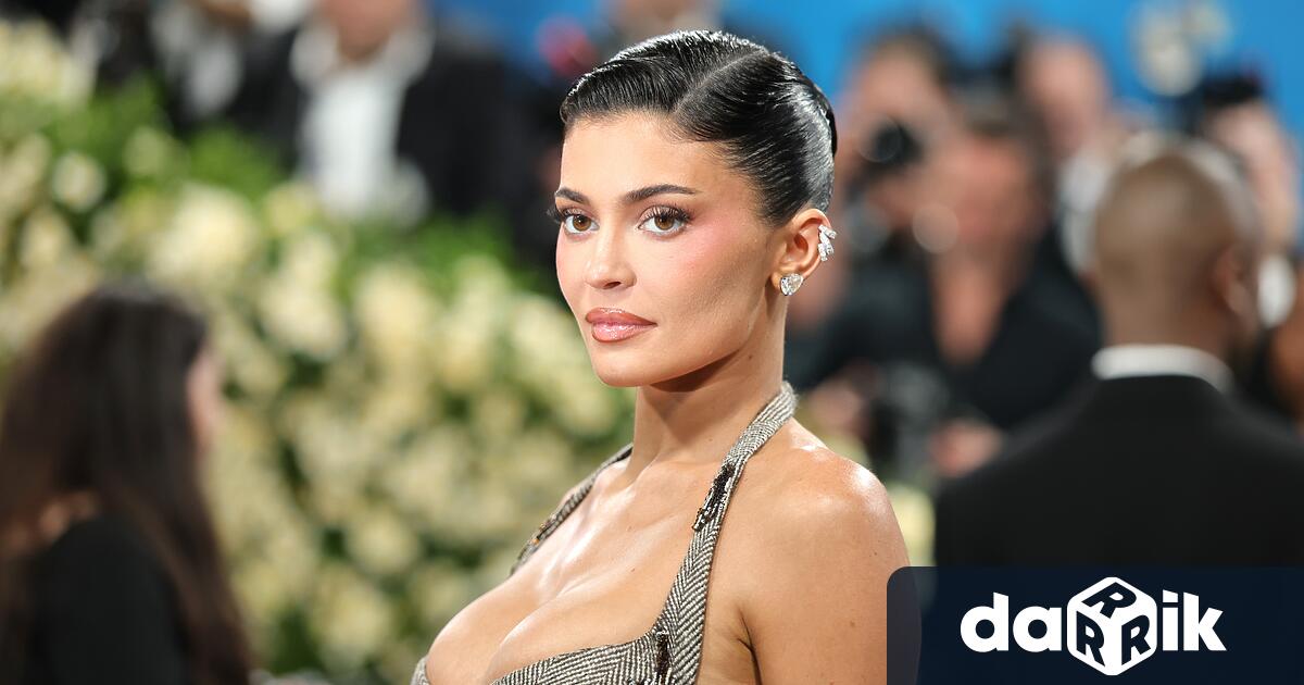 Кайли Дженър разкри че домът ѝ е много обитаван от