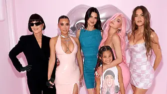 Крис Дженър показа коледни спомени и проговори за диагнозата си