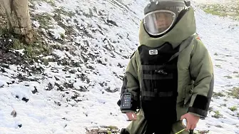 Невзривен боеприпас, открит на стадион Плевен е обезопасен от Формирование от 55-и инженерен полк