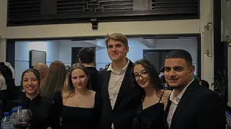 Благотворителен коледен бал се проведе в София