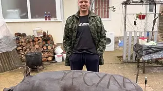 Костадин Костадинов: Вчера заклахме Урсула. Урсула е свиня.