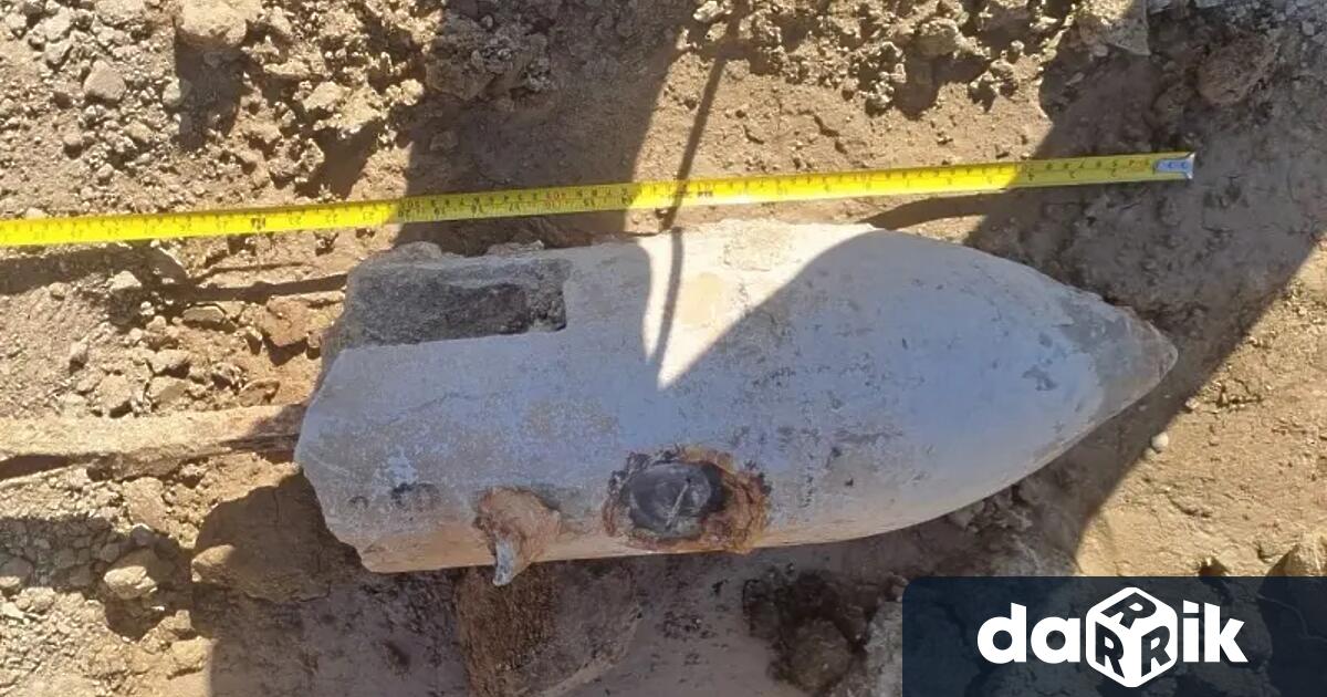 Бомба от Втората световна война с тегло 470 килограма беше