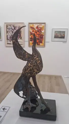 Групата на плевенските художници представя близо 100 творби в традиционна празнична изложба