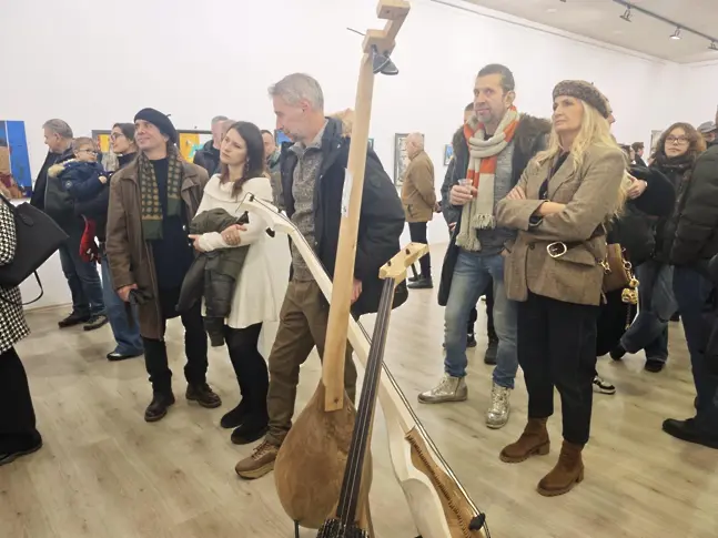 Групата на плевенските художници представя близо 100 творби в традиционна празнична изложба