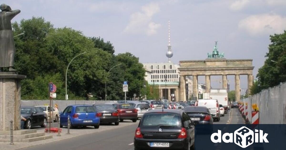 На датата 22 декември 1989 г в Берлин след почти