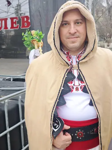 Малчугани коледуваха в Коледното градче на Плевен