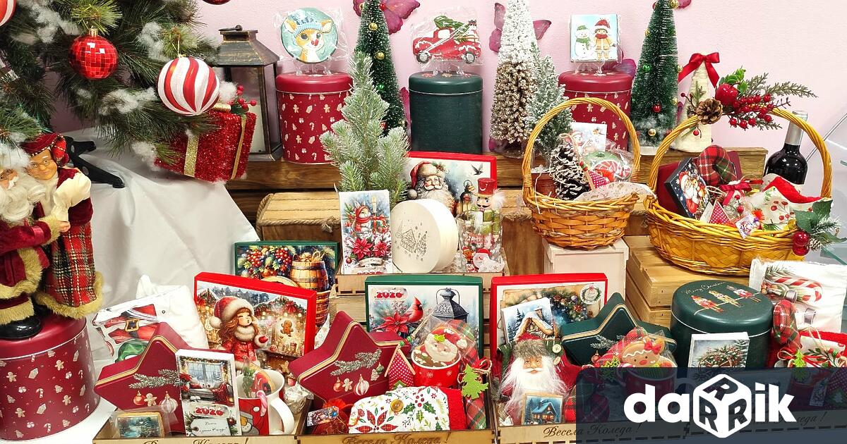 Коледна алея със сладкиши става част от празничната атмосфера на