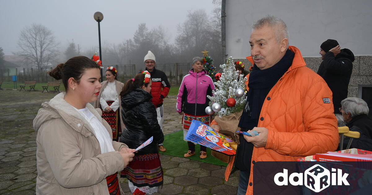 С благовско хоро бе открит новият зелен кът за отдих