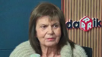 Доц. Божилова: Пеевски влияе на bTV! Цънцарова е само повод!