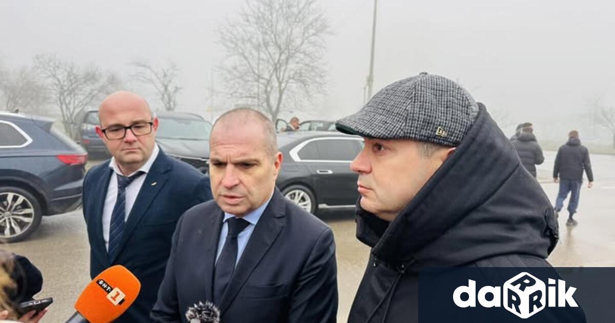 Вицепремиерът и министър на транспорта и съобщенията в оставка Гроздан