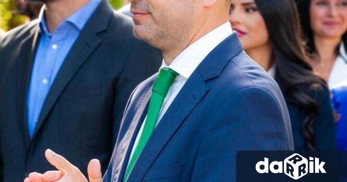 Калин Каменов отчете направеното през изминалата 2025 г пред обшествеността