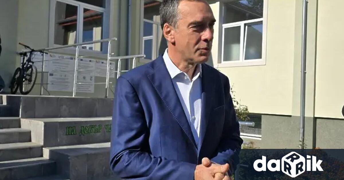 Кметът на Бургас Димитър Николов заяви с пост във Фейсбук