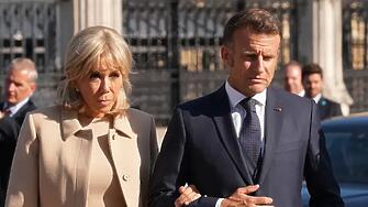 Твърдяха, че е мъж: Десетима с присъди за тормоз над Бриджит Макрон